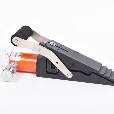 Holmatro HVLW 16S2 Vertical Lifting Wedge 3