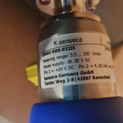 Senseca OMNI-VHS-032IS Flow Transmitter/ Switch 7