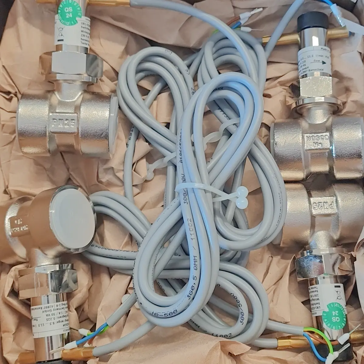 Senseca UR1-025GM Flow Switch 8